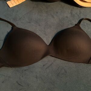 wacoal 30dd how perfect black smooth no wire free t-shirt bra